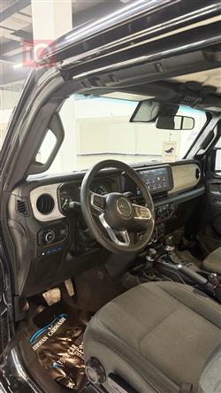 جیپ رانگلەر